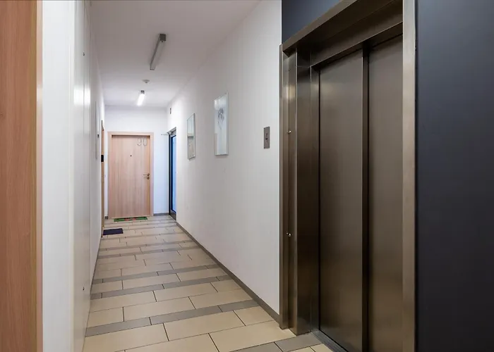 Kolska Bright Varsó